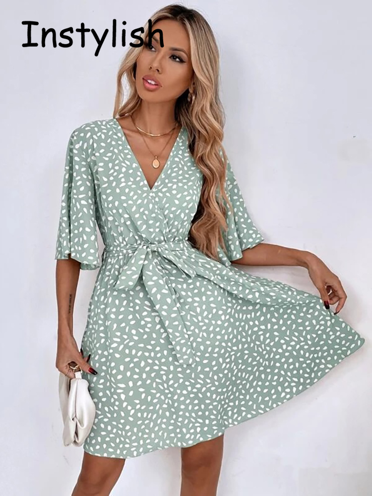 Lässiges Mini kleid mit Punkt  – French Vintage Floral Midi Dress Bewertung und Preis